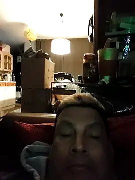 gayphotograper online show from 12-15-25, 01:32