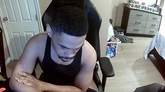 Neovergil0 online show from 03-25-26, 06:03