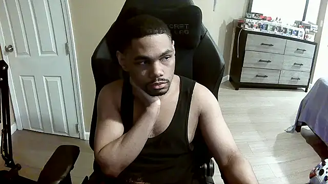 Neovergil0 online show from 06-12-26, 11:46