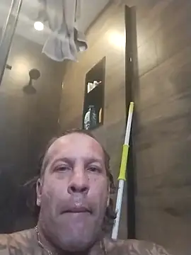 trucker1979 online show from 04-22-26, 08:21