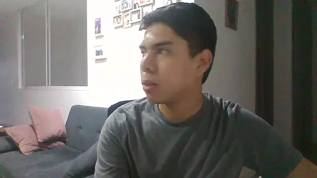 Snapshot of michelangelus2000 chatting on 09-23-25, 10:57 michelangelus2000 online show from 09-23-25, 10:57