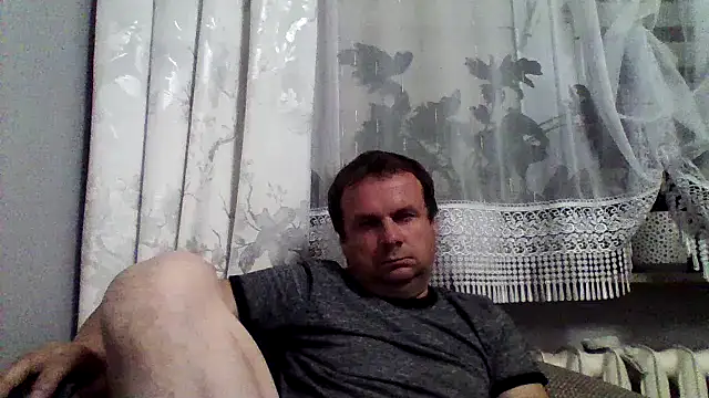 grzes19763 online show from 05-31-26, 07:48
