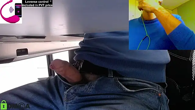 Snapshot of pliko chatting on 05-20-26, 09:15 pliko online show from 05-20-26, 09:15