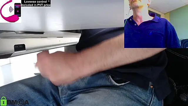 Snapshot of pliko chatting on 06-08-26, 01:44 pliko online show from 06-08-26, 01:44