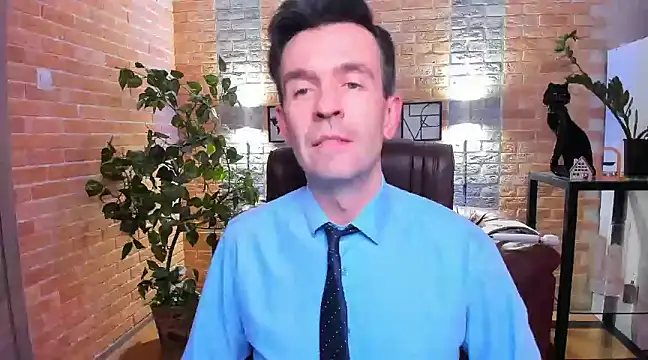 Snapshot of SteveTiger chatting on 01-16-25, 11:58 SteveTiger online show from 01-16-25, 11:58