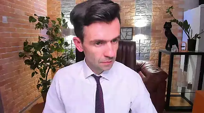 Snapshot of SteveTiger chatting on 01-17-25, 02:39 SteveTiger online show from 01-17-25, 02:39