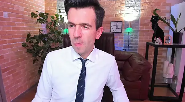 Snapshot of SteveTiger chatting on 01-29-25, 12:56 SteveTiger online show from 01-29-25, 12:56