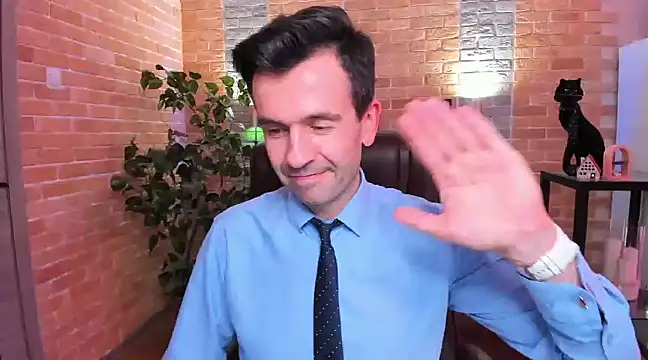 Snapshot of SteveTiger chatting on 01-31-25, 12:51 SteveTiger online show from 01-31-25, 12:51