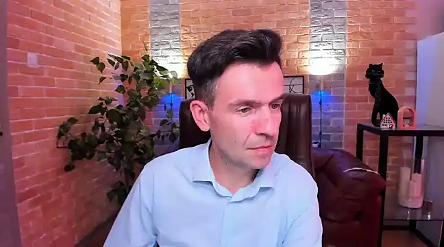 Snapshot of SteveTiger chatting on 02-15-25, 05:50 SteveTiger online show from 02-15-25, 05:50