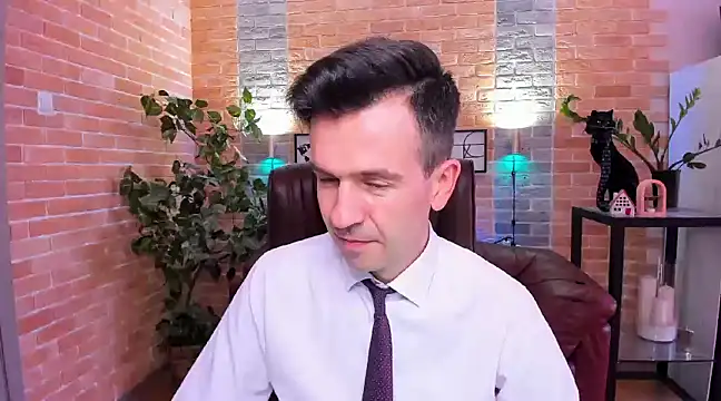 Snapshot of SteveTiger chatting on 02-17-25, 01:53 SteveTiger online show from 02-17-25, 01:53