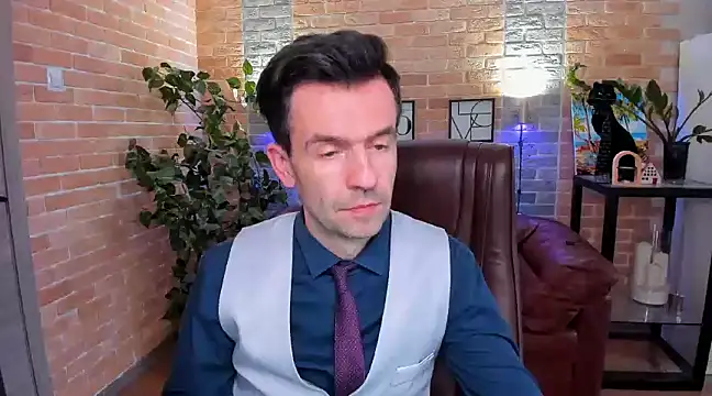 Snapshot of SteveTiger chatting on 03-10-25, 03:20 SteveTiger online show from 03-10-25, 03:20