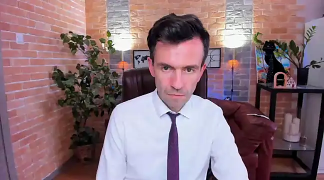 Snapshot of SteveTiger chatting on 03-12-25, 11:53 SteveTiger online show from 03-12-25, 11:53