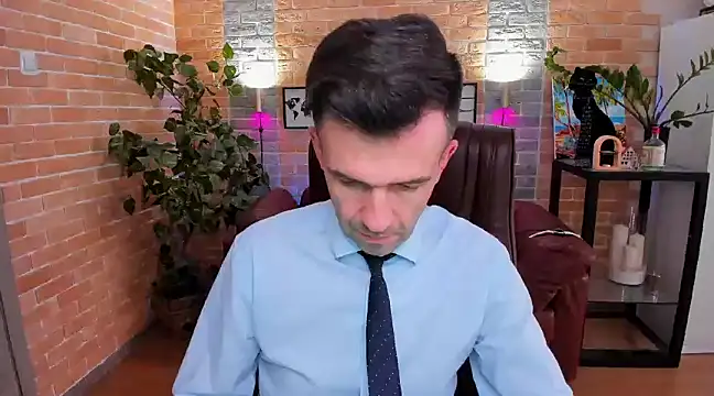 Snapshot of SteveTiger chatting on 03-19-25, 01:18 SteveTiger online show from 03-19-25, 01:18