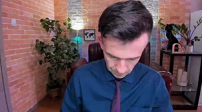 Snapshot of SteveTiger chatting on 03-20-25, 02:21 SteveTiger online show from 03-20-25, 02:21