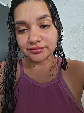 Snapshot of blerstefan1 chatting on 11-01-25, 07:05 blerstefan1 online show from 11-01-25, 07:05