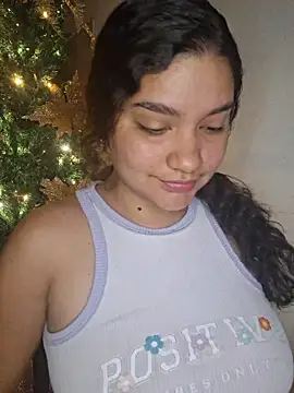 Snapshot of blerstefan1 chatting on 12-02-25, 10:53 blerstefan1 online show from 12-02-25, 10:53