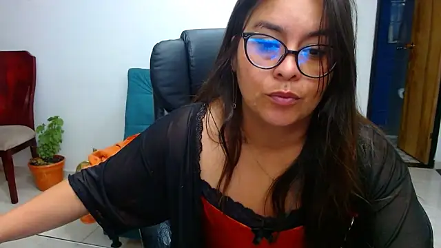 Ixchel Anaid online show from 02-15-25, 10:00