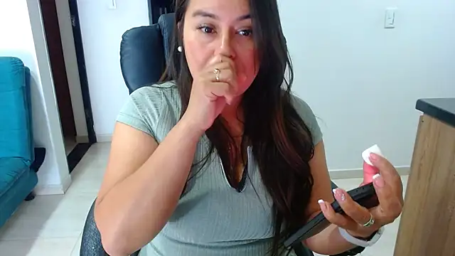 Ixchel Anaid online show from 03-04-25, 11:43