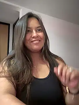 Ixchel Anaid online show from 11-22-25, 06:40