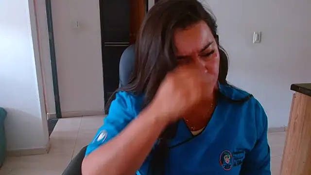 Ixchel Anaid online show from 04-07-26, 06:41