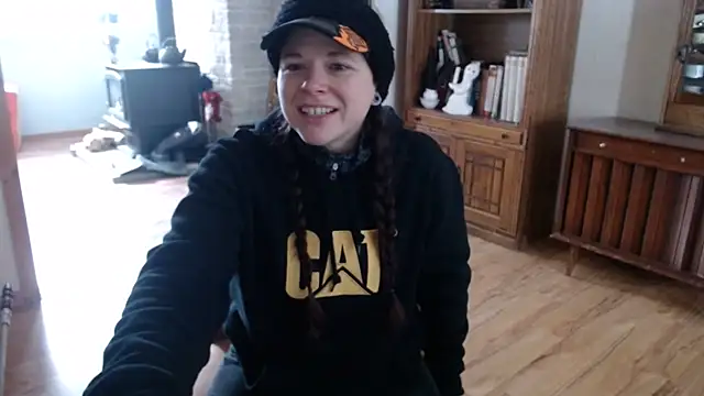 MarcyJones online show from 01-31-25, 06:57