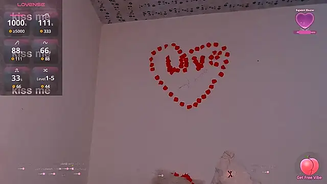 Snapshot of UrNaughtyGfMilf chatting on 03-20-25, 05:58 UrNaughtyGfMilf online show from 03-20-25, 05:58