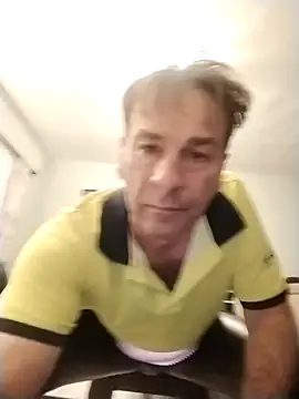 Snapshot of lekkerkoen1 chatting on 12-17-25, 07:09 lekkerkoen1 online show from 12-17-25, 07:09