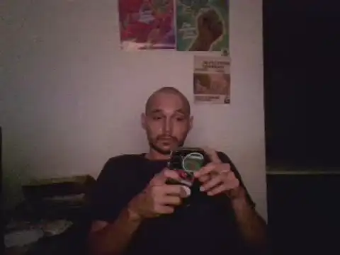 Snapshot of universitario-col chatting on 12-05-24, 02:42 universitario-col online show from 12-05-24, 02:42