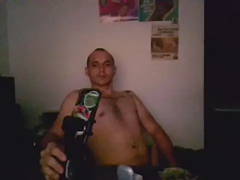 Snapshot of universitario-col chatting on 01-12-25, 04:52 universitario-col online show from 01-12-25, 04:52