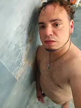 latinoflpr online show from 09-28-25, 03:23