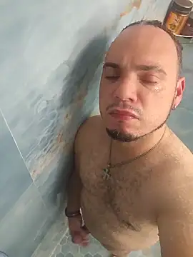 latinoflpr online show from 10-15-25, 01:50