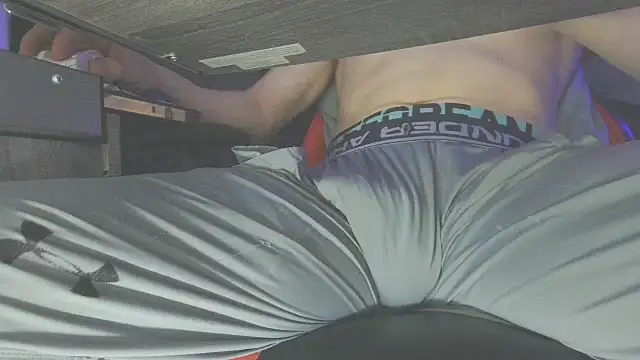 Snapshot of Dick_and_muscles chatting on 03-11-25, 12:50 Dick and muscles online show from 03-11-25, 12:50