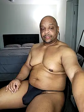 carmeldaddy1 online show from 09-17-25, 05:20