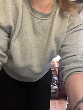 jaseyrae online show from 03-26-26, 04:23