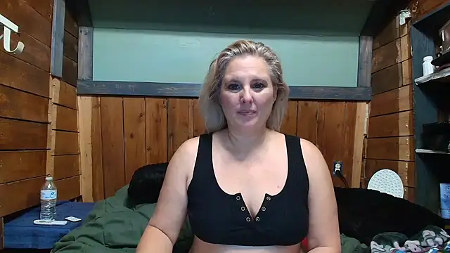 lisaxlovexxx online show from 01-11-26, 05:12