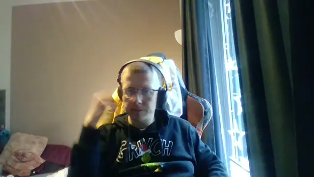 Snapshot of David250692 chatting on 01-15-26, 09:14 David250692 online show from 01-15-26, 09:14