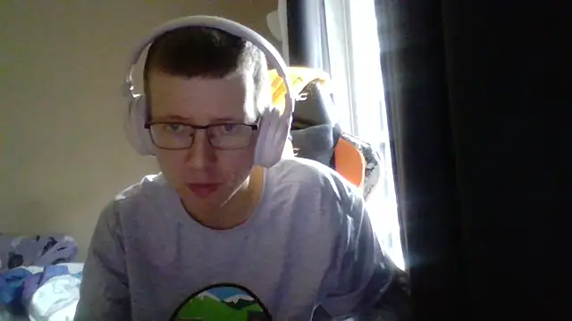 Snapshot of David250692 chatting on 02-11-26, 12:54 David250692 online show from 02-11-26, 12:54