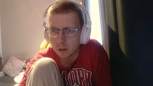 Snapshot of David250692 chatting on 03-12-26, 07:47 David250692 online show from 03-12-26, 07:47