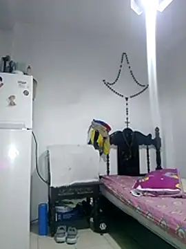 Snapshot of WatchedTabu chatting on 01-09-26, 12:02 WatchedTabu online show from 01-09-26, 12:02