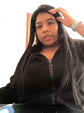 Snapshot of paola091 chatting on 02-26-25, 02:36 paola091 online show from 02-26-25, 02:36