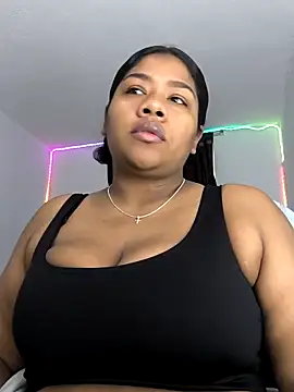 Snapshot of paola091 chatting on 09-20-25, 11:55 paola091 online show from 09-20-25, 11:55