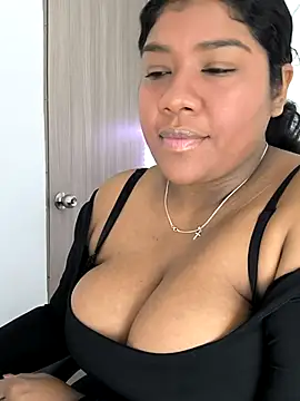 Snapshot of paola091 chatting on 10-07-25, 09:12 paola091 online show from 10-07-25, 09:12