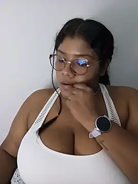 paola091 online show from 05-19-26, 01:56