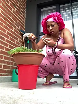 CurvyDesire1 online show from 03-12-26, 07:58