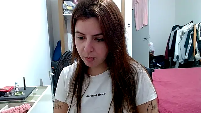 Snapshot of chelbyy chatting on 09-22-25, 10:56 chelbyy online show from 09-22-25, 10:56