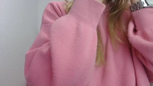 Snapshot of erykajoy chatting on 02-16-25, 05:59 erykajoy online show from 02-16-25, 05:59