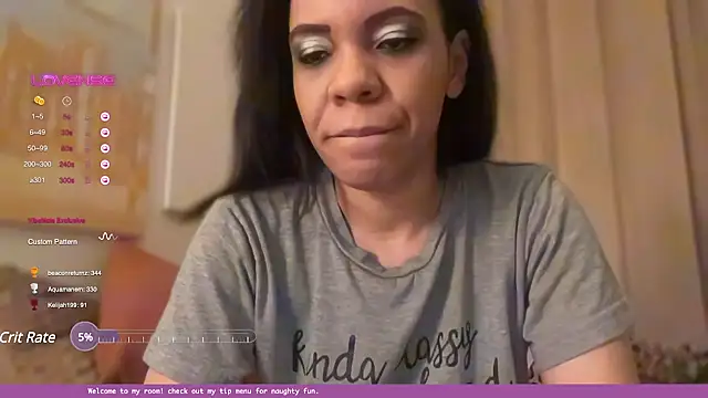 Snapshot of Sanaawest chatting on 01-07-25, 05:54 Sanaawest online show from 01-07-25, 05:54