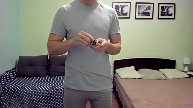 Marrymepls online show from 04-22-26, 03:57