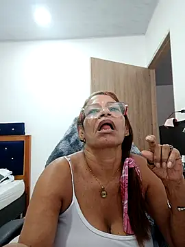 BustyMilf  online show from 10-02-25, 12:45