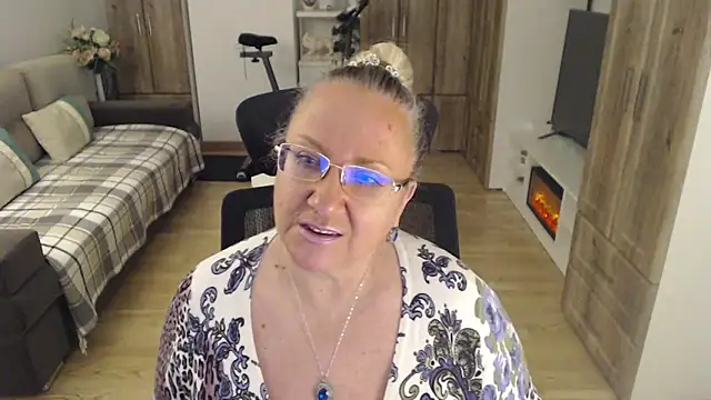 Raisshy online show from 03-15-25, 05:48